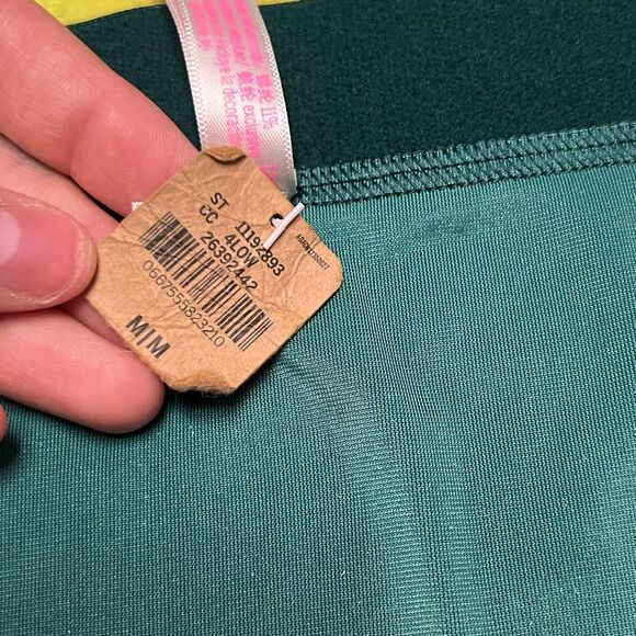 Victoria’s Secret PINK Crushed Velvet Logo Boyshorts Panty NWT M Logo Green VS - Picture 4 of 5